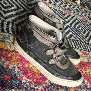 Blowfish mid-top sneakers size 8.5